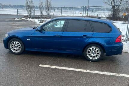 BMW 320 310.000 km 4.399 &euro; Oberasbach 90522