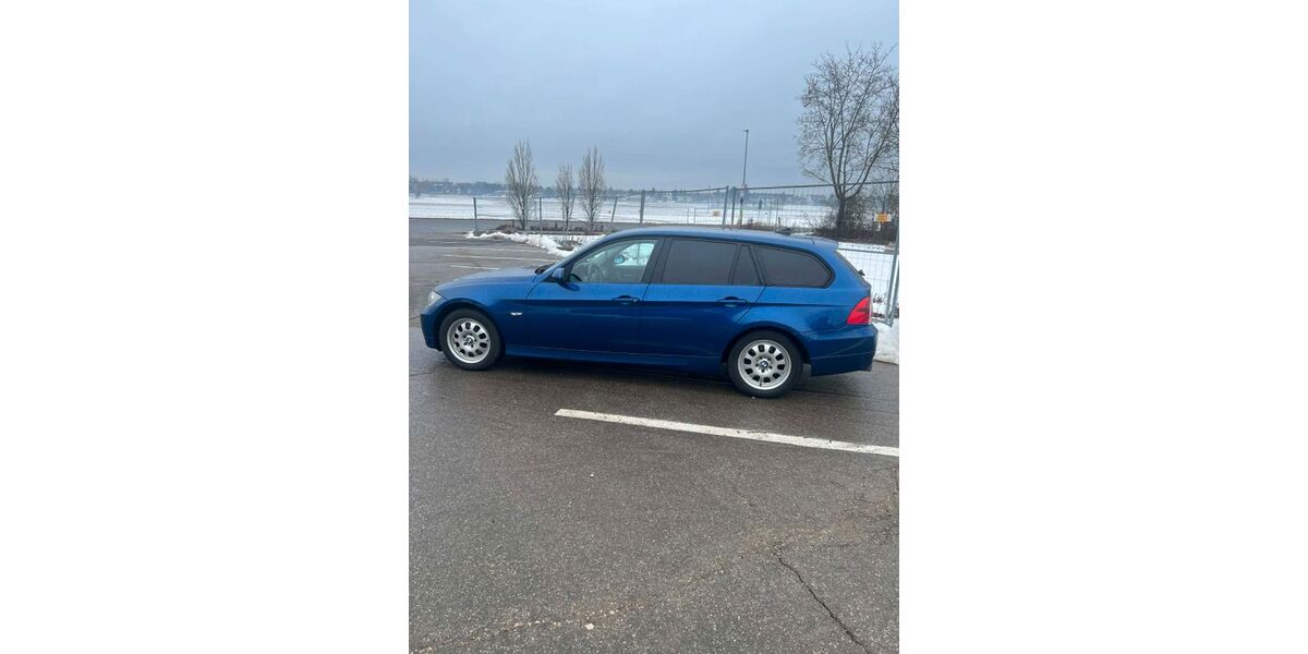 BMW 320 310.000 km 4.399 &euro; Oberasbach 90522