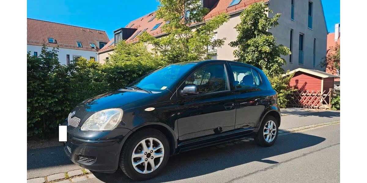 Toyota Yaris 158.000 km 3.200 &euro; Nürnberg 90429