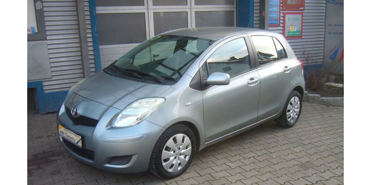 Toyota Yaris 192.000 km 3.950 &euro; Pyrbaum-Schwarzach 90602