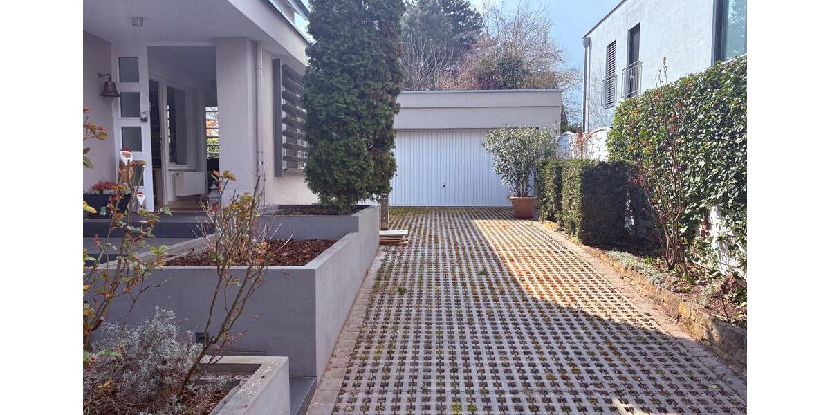 Einfamilienhaus Nürnberg Zerzabelshof - 7 Zimmer, 255 m&sup2;, 3.950&euro; | Angebot:26357109