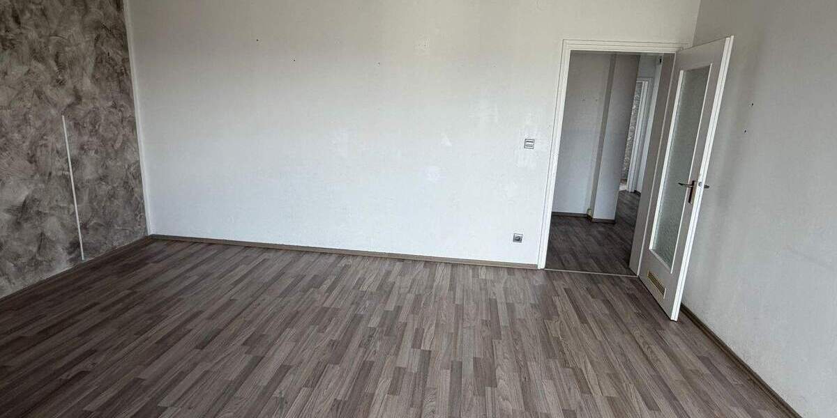 Etagenwohnung Fürth Hardhöhe - 3 Zimmer, 82 m&sup2;, 250.000&euro; | Angebot:26489260