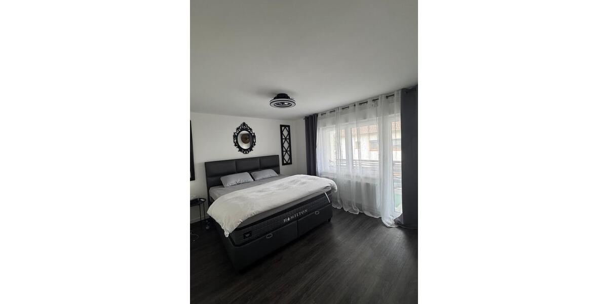 Etagenwohnung Schwabach - 5 Zimmer, 100 m&sup2;, 1.400&euro; | Angebot:26507659