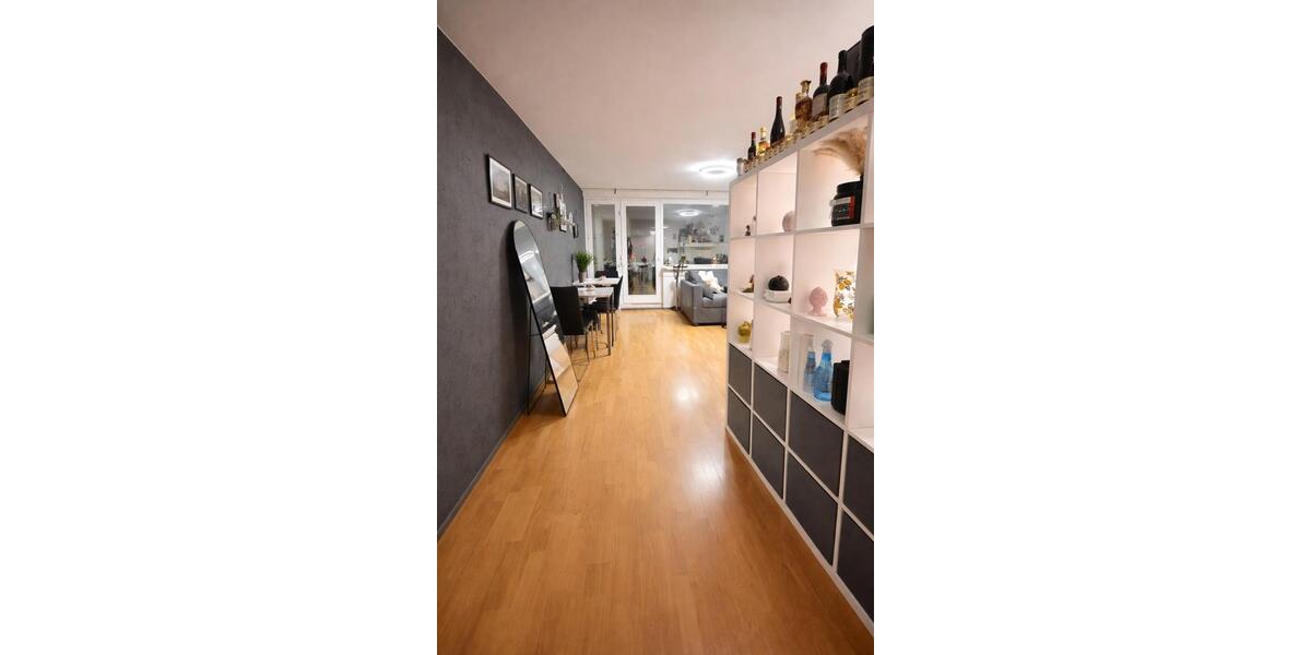 Etagenwohnung Nürnberg Langwasser - 1 Zimmer, 50 m&sup2;, 180.000&euro; | Angebot:25408001