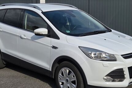 Ford Kuga 155.000 km 9.200 &euro; Oberasbach 90522