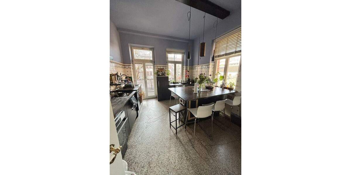 Etagenwohnung Nürnberg St Johannis - 8 Zimmer, 250 m&sup2;, 2.700&euro; | Angebot:25668721