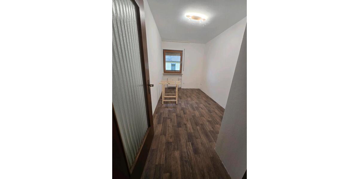 Etagenwohnung Nürnberg Eibach - 4 Zimmer, 113 m&sup2;, 1.650&euro; | Angebot:26615834