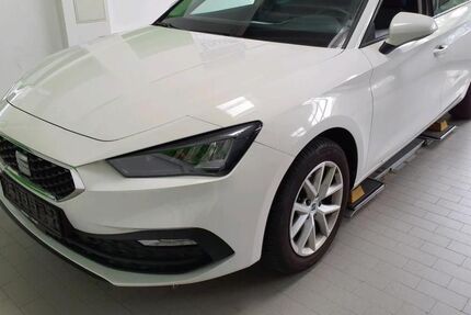 Seat Leon 17.850 km 20.440 &euro; Forchheim 91301