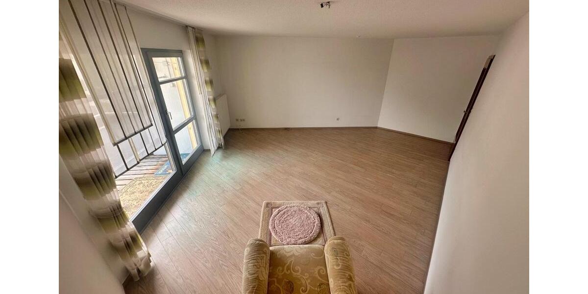 Etagenwohnung Roth - 3 Zimmer, 88 m&sup2;, 250.000&euro; | Angebot:25364552