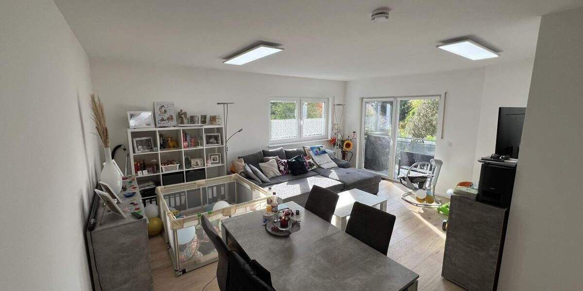 Etagenwohnung Obermichelbach - 4 Zimmer, 98 m&sup2;, 385.000&euro; | Angebot:25727085