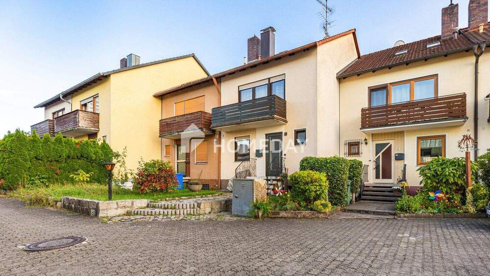 Reihenmittelhaus Erlangen Bruck - 7 Zimmer, 138 m&sup2;, 645.000&euro; | Angebot:25688306