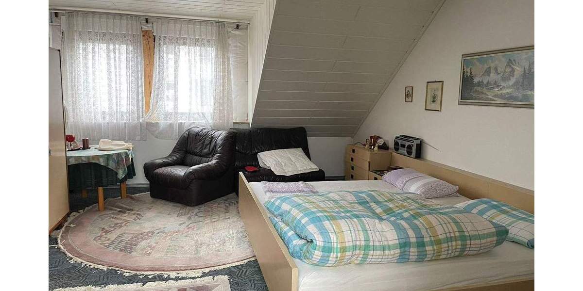 Mehrfamilienhaus, Wohnhaus Neustadt an der Aisch Neustadt - 9 Zimmer, 218 m&sup2;, 750.000&euro; | Angebot:25660943