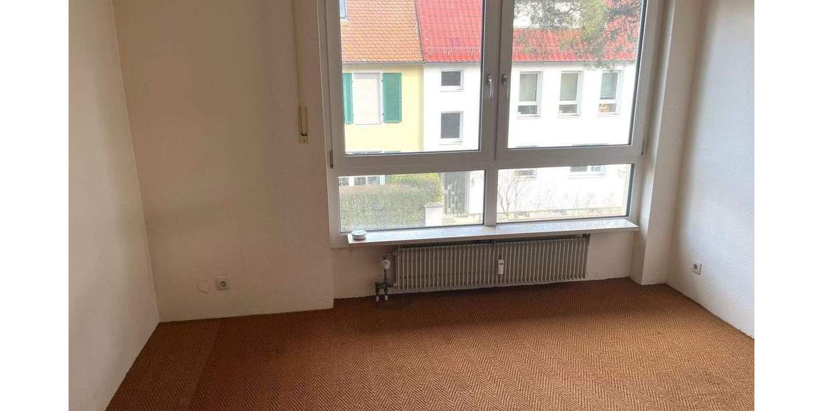 Etagenwohnung Nürnberg Zerzabelshof - 4 Zimmer, 115 m&sup2;, 1.350&euro; | Angebot:25770489