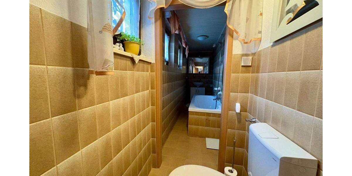 Doppelhaushälfte Erlangen Bruck - 4 Zimmer, 96 m&sup2;, 380.000&euro; | Angebot:25862876