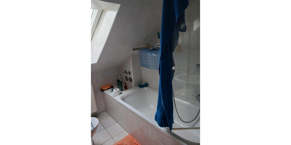 Dachgeschoßwohnung Roth - 2 Zimmer, 60 m&sup2;, 600&euro; | Angebot:26626293