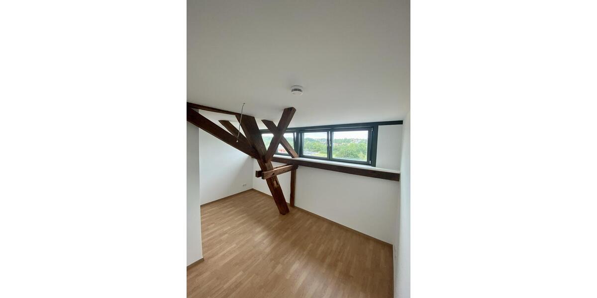 Etagenwohnung Neustadt an der Aisch - 3 Zimmer, 97 m&sup2;, 1.090&euro; | Angebot:26444601