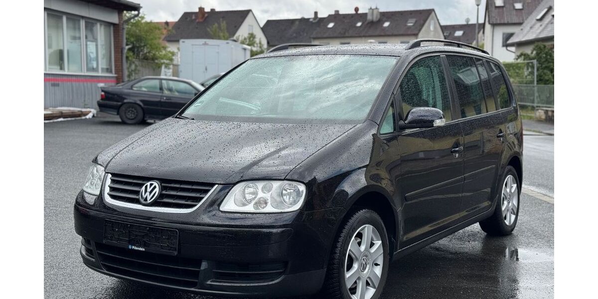 VW Touran 204.000 km 2.550 &euro; Eckental 90542