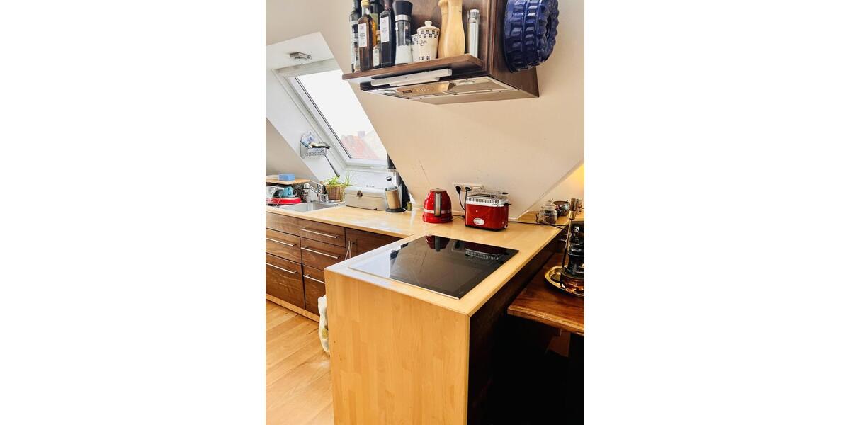 Dachgeschoßwohnung Nürnberg Hasenbuck - 3 Zimmer, 65 m&sup2;, 1.200&euro; | Angebot:26544452