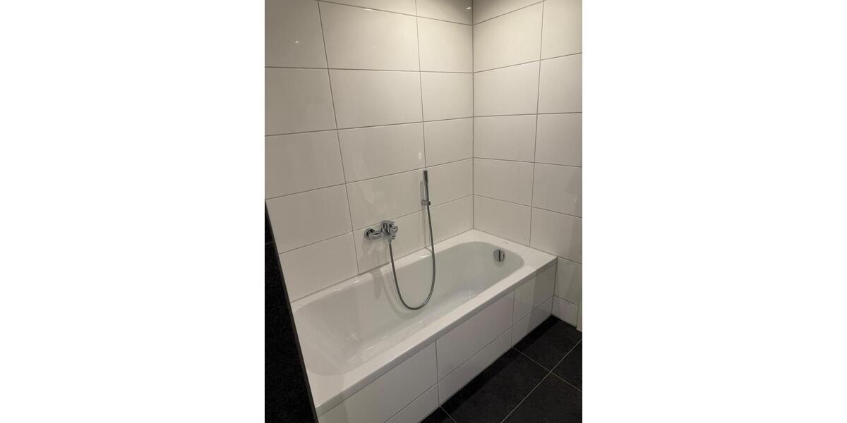 Erdgeschoßwohnung Emskirchen - 3.5 Zimmer, 95 m&sup2;, 1.000&euro; | Angebot:25886306