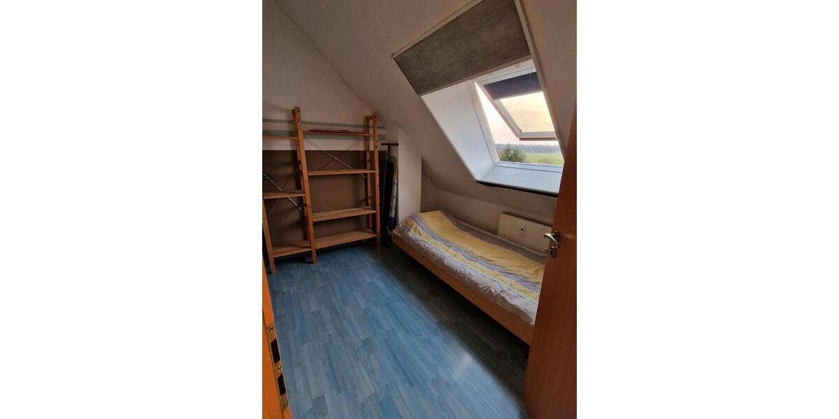 Dachgeschoßwohnung Erlangen Bruck - 3 Zimmer, 45 m&sup2;, 700&euro; | Angebot:25164820