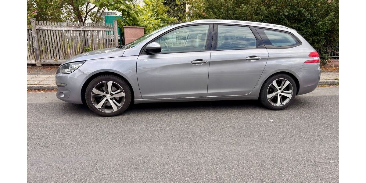 Peugeot 308 235.400 km 6.600 &euro; Nürnberg 90451