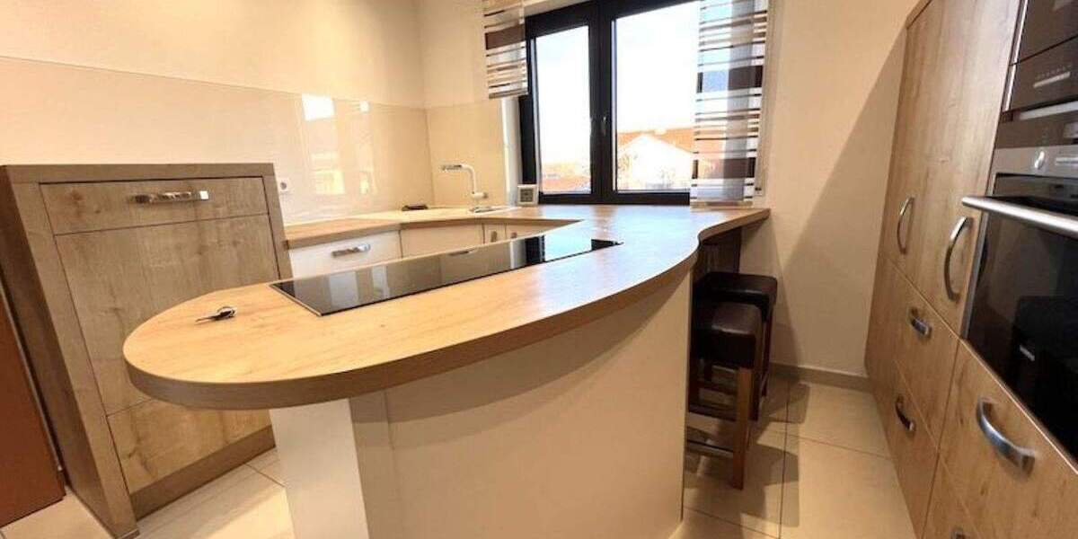 Etagenwohnung Pyrbaum - 4 Zimmer, 111 m&sup2;, 329.000&euro; | Angebot:25662843