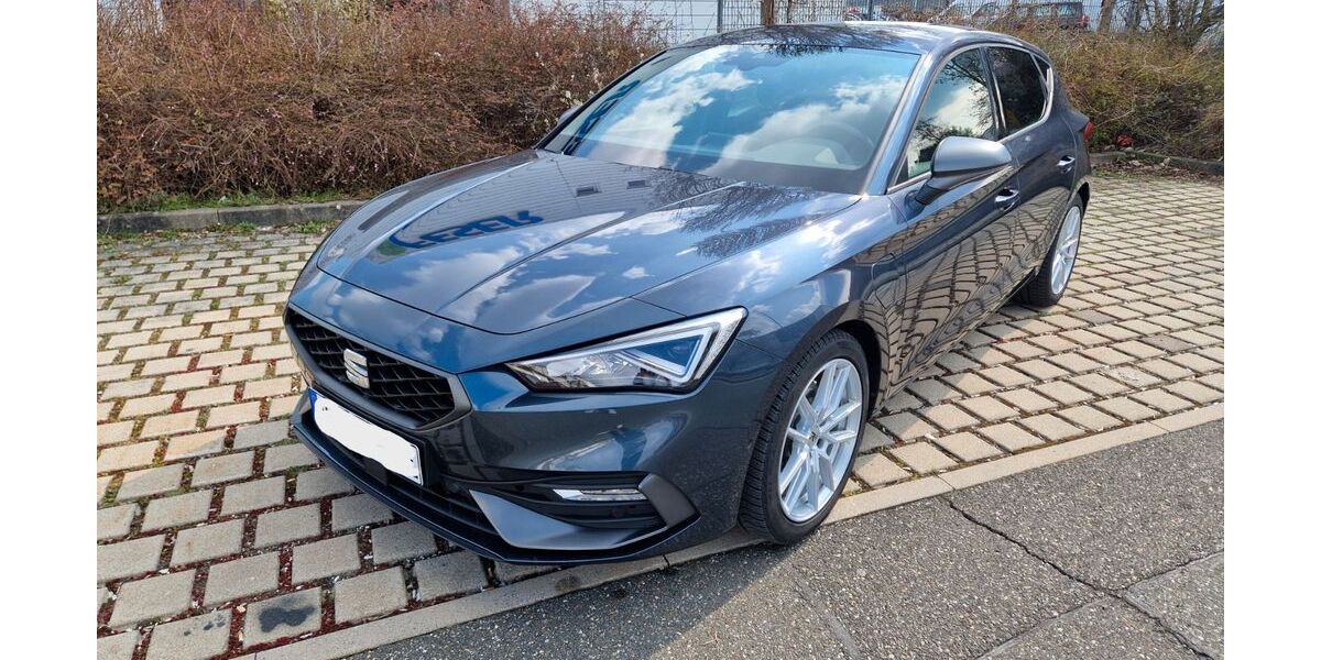 Seat Leon 57.352 km 21.500 &euro; Nürnberg 90473