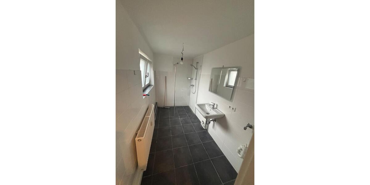 Erdgeschoßwohnung Büchenbach - 2 Zimmer, 81 m&sup2;, 800&euro; | Angebot:24962185