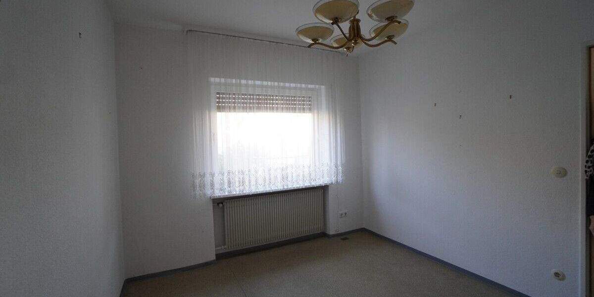 Mehrfamilienhaus, Wohnhaus Schwaig b. Nürnberg Behringersdorf - 6 Zimmer, 200 m&sup2;, 630.000&euro; | Angebot:25862773