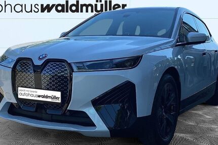 BMW iX 27.596 km 52.911 &euro; Roth 91154