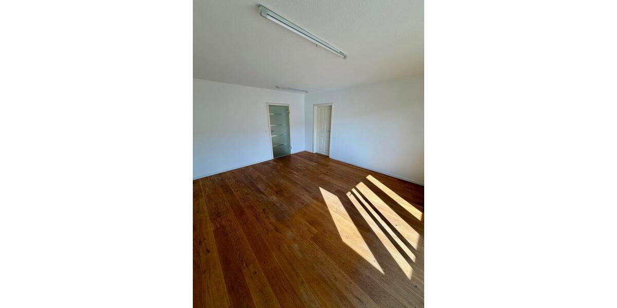 Etagenwohnung Nürnberg Hasenbuck - 2 Zimmer, 60 m&sup2;, 790&euro; | Angebot:25932557