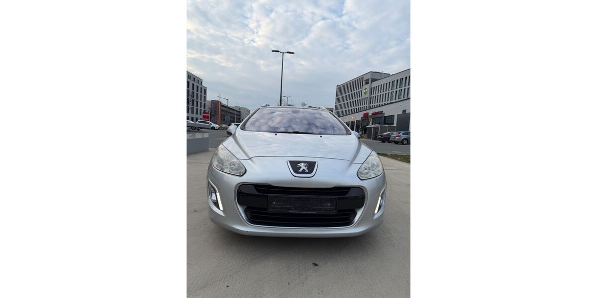 Peugeot 308 195.000 km 5.490 &euro; Nürnberg 90439