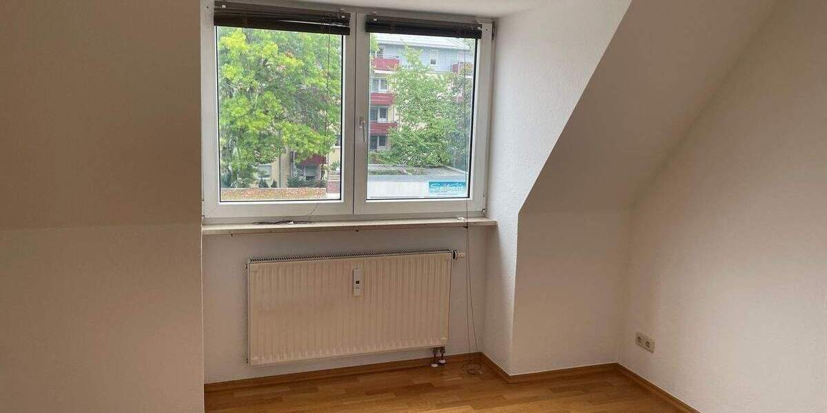 Etagenwohnung Nürnberg Schniegling - 2 Zimmer, 70 m&sup2;, 275.000&euro; | Angebot:25705664