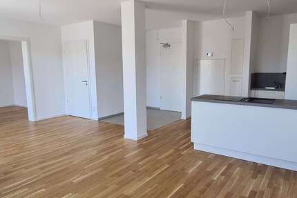 Wohnung Nürnberg Ziegelstein - 2 Zimmer, 63 m&sup2;, 930&euro; | Angebot:25973242