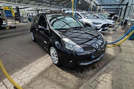 Renault Clio 219.628 km 6.990 &euro; Nürnberg 90461