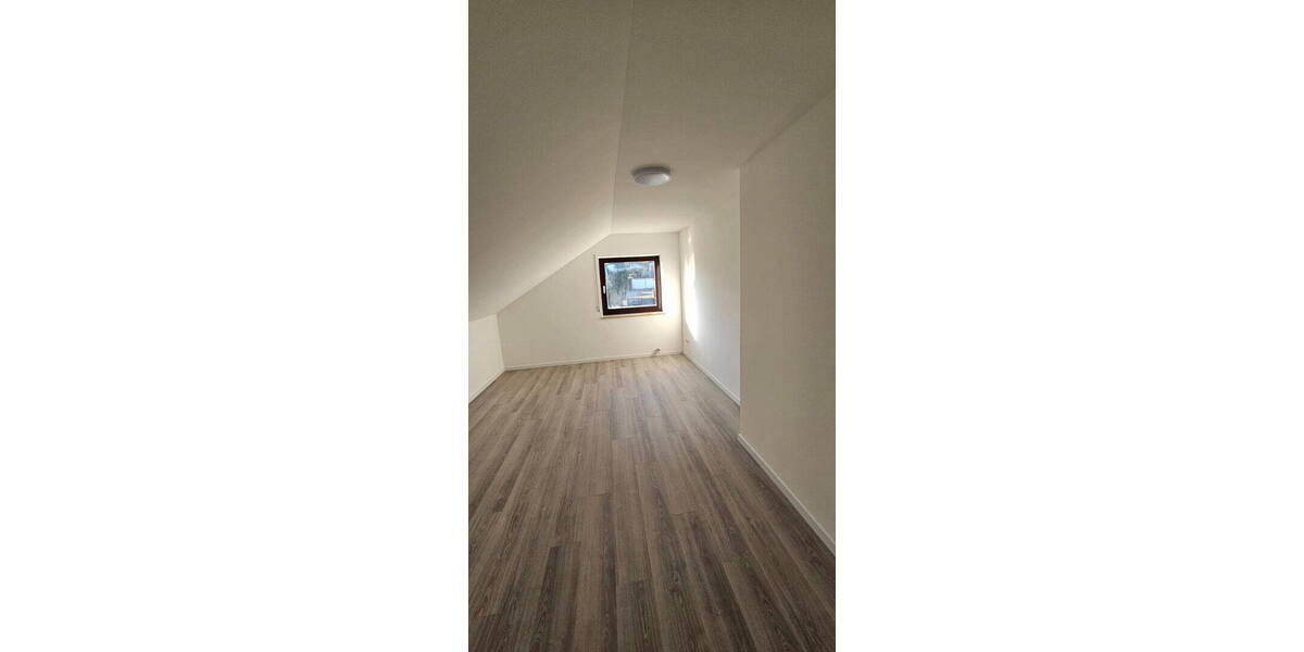 Einfamilienhaus Pyrbaum - 6 Zimmer, 129 m&sup2;, 584.000&euro; | Angebot:26016212