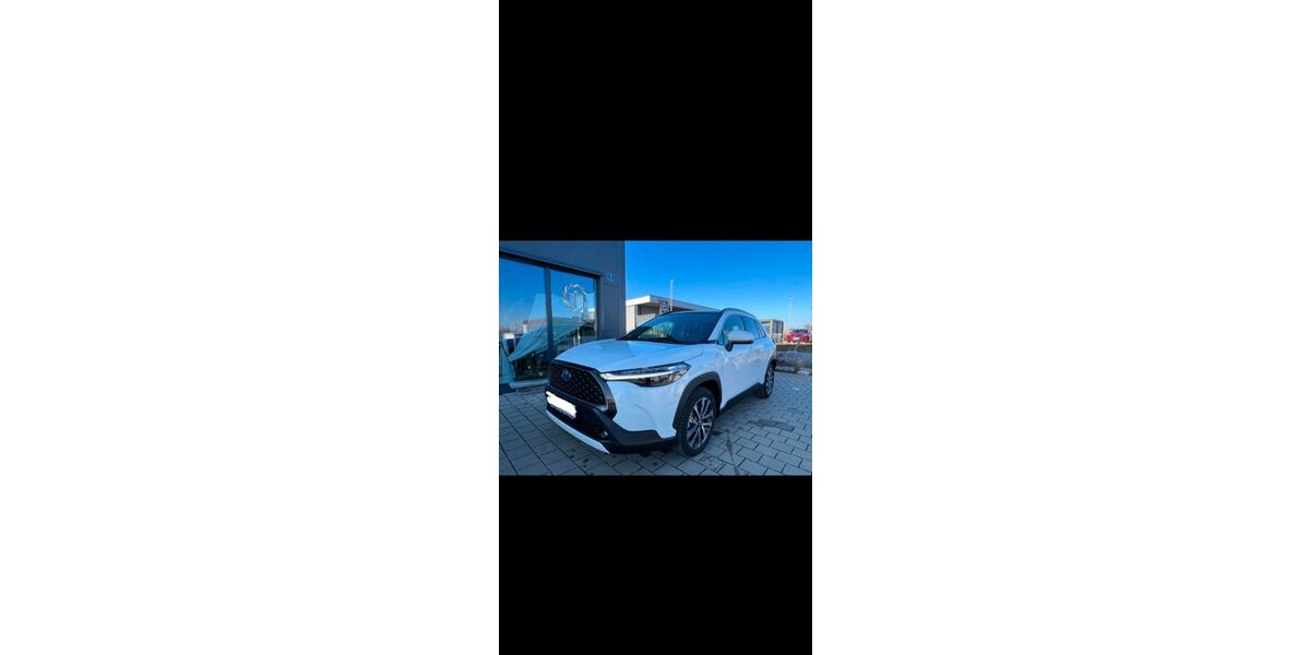 Toyota Corolla Cross 42.000 km 30.800 &euro; Fürth 90768
