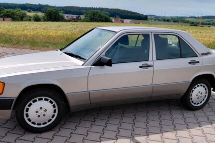 Mercedes-Benz 190 116.000 km 9.900 &euro; Roßtal 90574