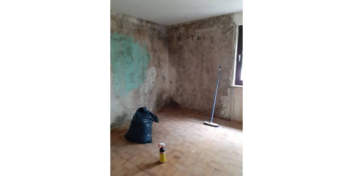 Einfamilienhaus Zirndorf Bronnamberg - 9 Zimmer, 160 m&sup2;, 500.000&euro; | Angebot:25662809