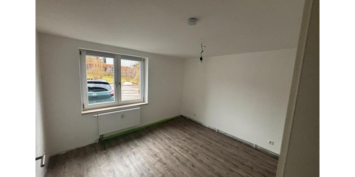 Erdgeschoßwohnung Büchenbach - 2 Zimmer, 81 m&sup2;, 800&euro; | Angebot:24962185