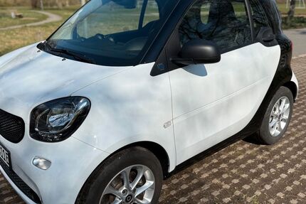 Smart ForTwo 30.000 km 7.300 &euro; Erlangen 91056