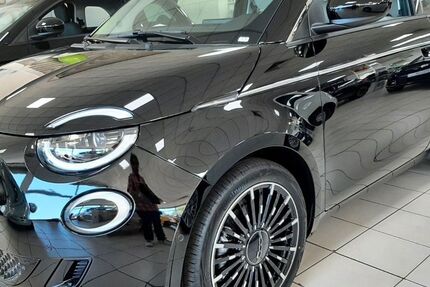 Fiat 500e 25.000 km 29.900 &euro; Nürnberg 90482