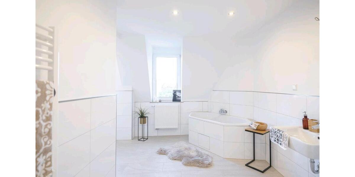 Etagenwohnung Nürnberg Sankt Leonhard - 4 Zimmer, 105 m&sup2;, 369.000&euro; | Angebot:26223967