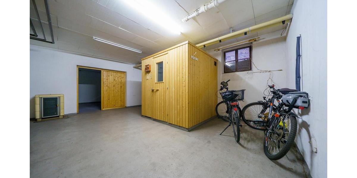 Großzügiges Souterrain zum Selbstausbau! - 2- Nürnberg 10809564000 | Angebot:25571353