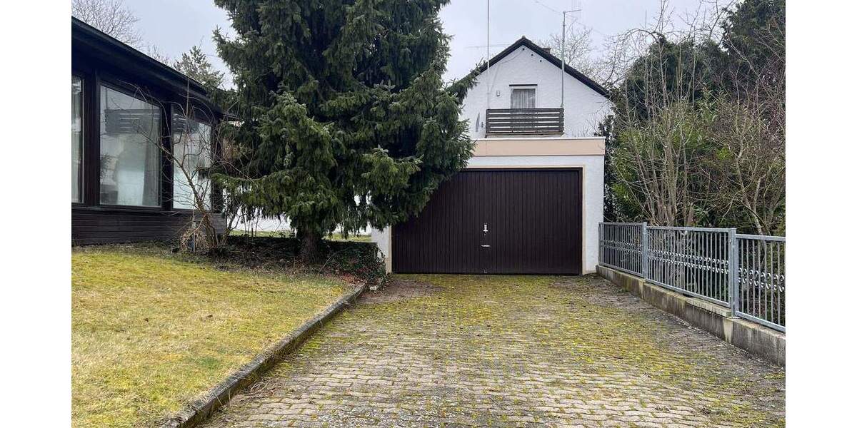 Einfamilienhaus Herzogenaurach - 7 Zimmer, 122 m&sup2;, 690.000&euro; | Angebot:25771967