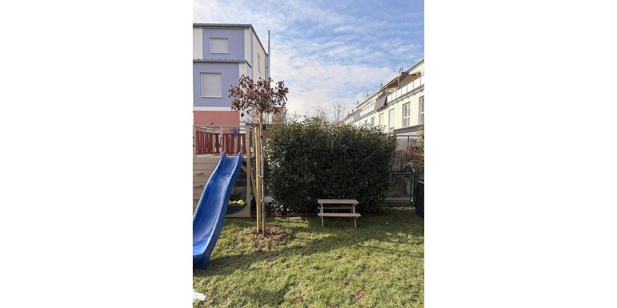 Reihenmittelhaus Adelsdorf - 5 Zimmer, 163 m&sup2;, 589.000&euro; | Angebot:25823694