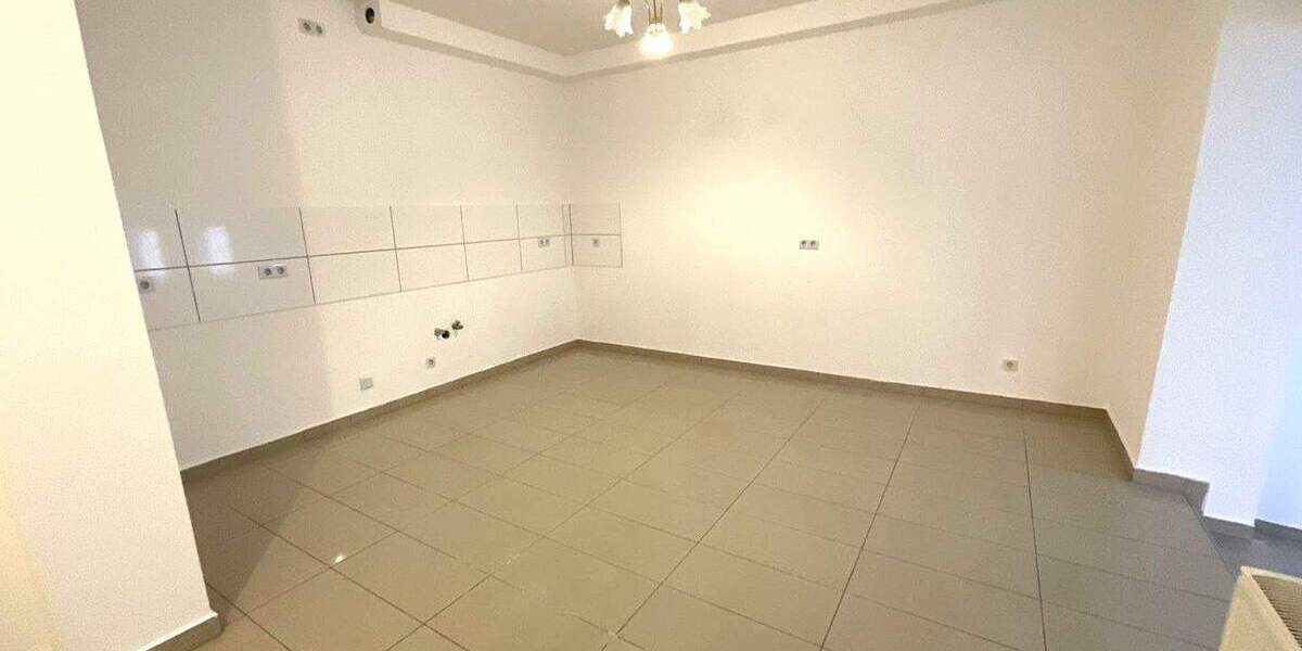 Etagenwohnung Nürnberg Tafelhof - 3 Zimmer, 115 m&sup2;, 1.120&euro; | Angebot:25750279