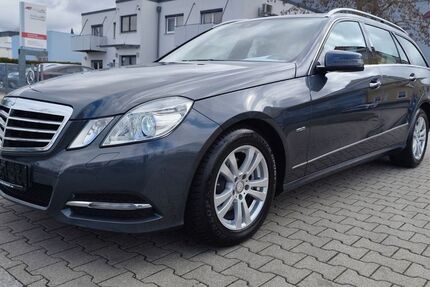 Mercedes-Benz E 220 192.000 km 9.950 &euro; Fürth 90763