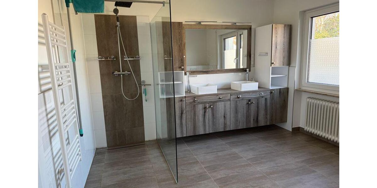Etagenwohnung Hemhofen - 7 Zimmer, 130 m&sup2;, 1.450&euro; | Angebot:26610672