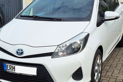 Toyota Yaris 176.500 km 7.900 &euro; Heroldsberg 90562